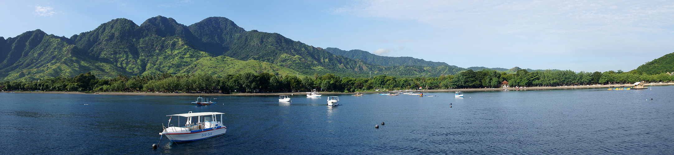 Photo panoramique de la baie de Pemuteran