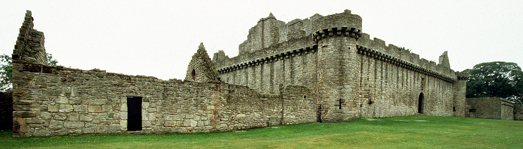 Photo panoramique du château de Craigmillar
