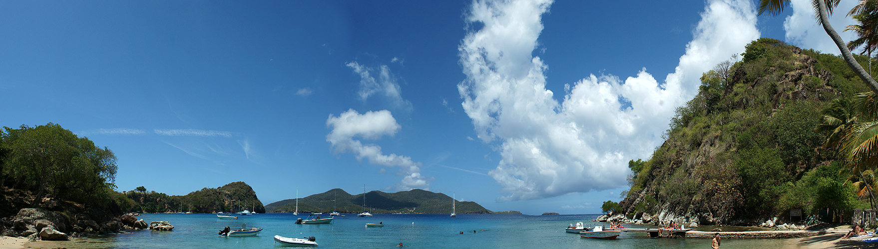 Photo panoramique du Pain de Sucre aux Saintes