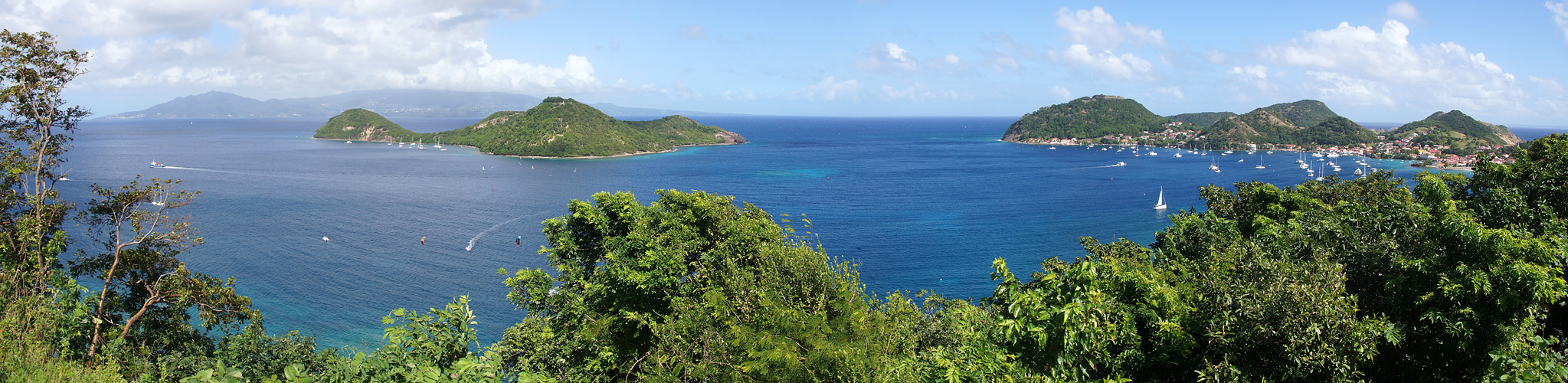 Photo panoramique de la baie des Saintes