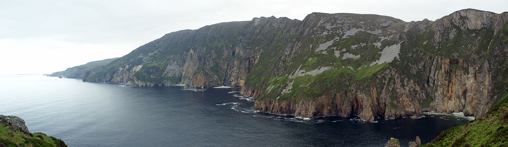 Photo panoramique des falaises de [q]Slieve League[q]