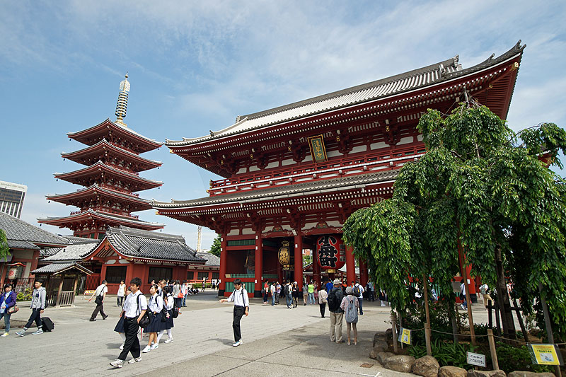 Tōkyō - Temple [q]Sensō-ji[q]