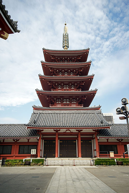 Tōkyō - Temple [q]Sensō-ji[q]