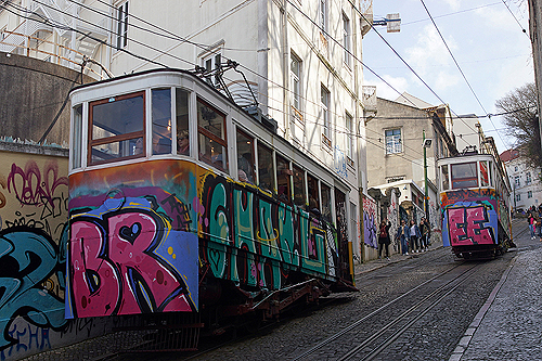 LISBONNE - Lisbonne - [q]Bairro Alto[q]