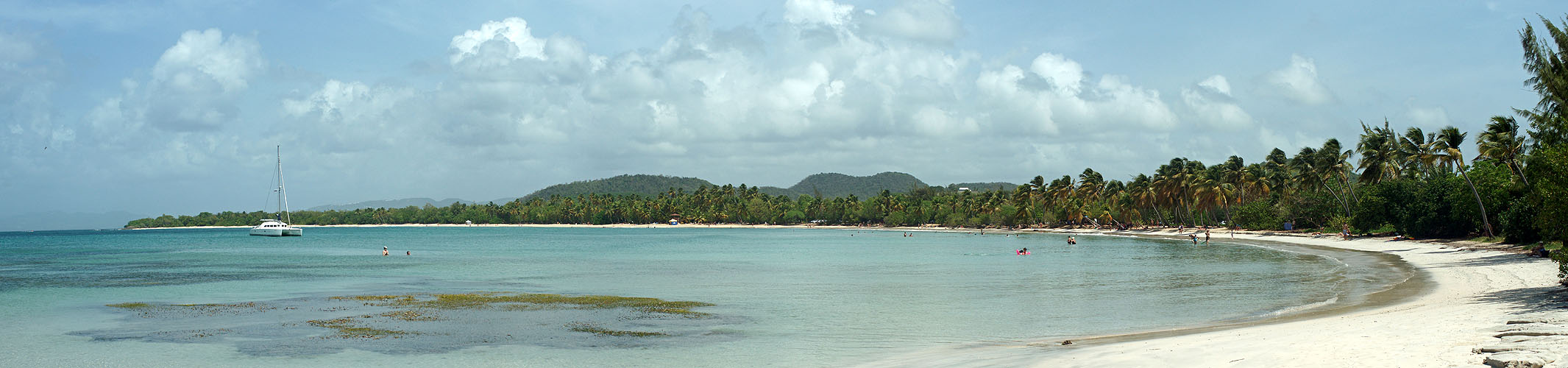 Photo panoramique de la plage des Salines