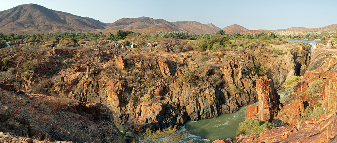 Photo panoramique des chutes deau dEpupa