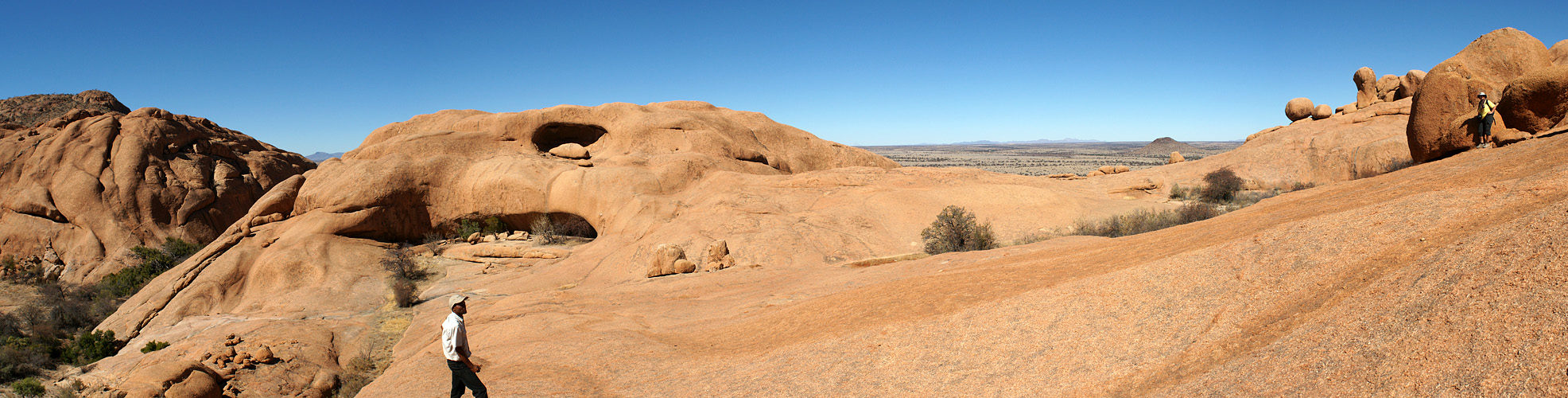 NAMIBIE - photo panoramique du paradis des Bushmen à Spitzkoppe