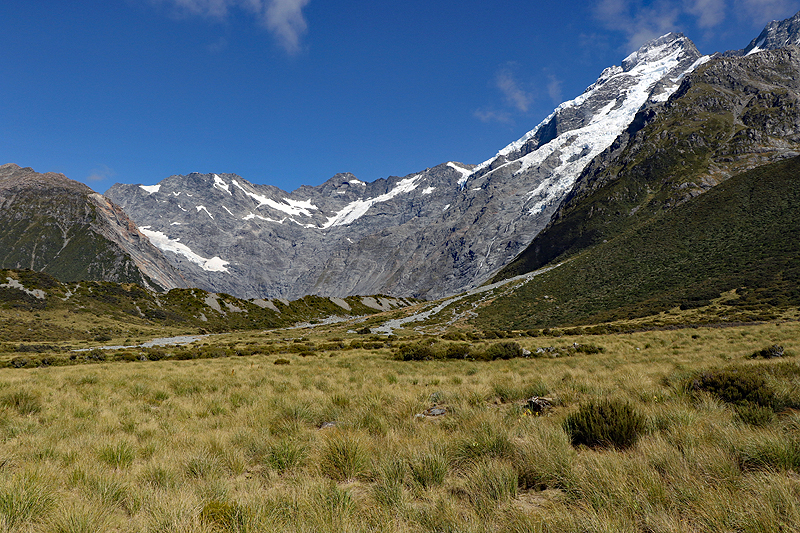 [q]Hooker Valley Track[q]