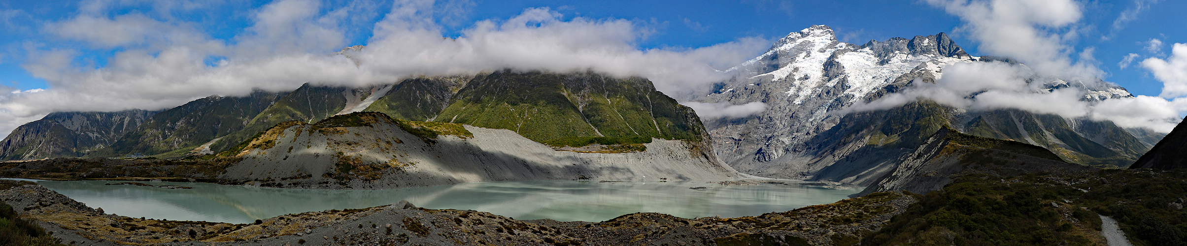 NOUVELLE-ZELANDE - photo panoramique du lac Müller & du mont Sefton