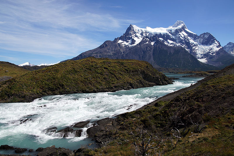 P.N. [q]Torres del Paine[q] - [q]Salto Grande[q]
