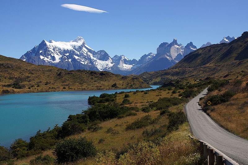 P.N. [q]Torres del Paine[q] - [q]rio Paine[q]