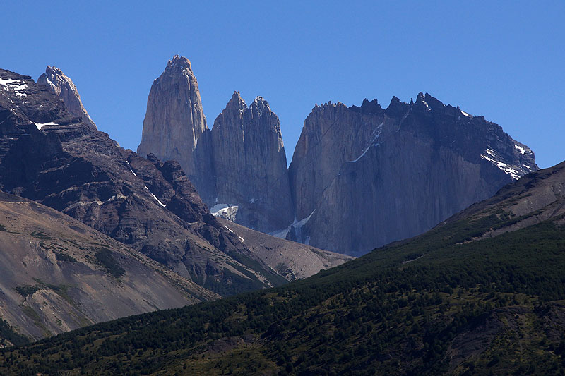 P.N. [q]Torres del Paine[q] - [q]Las Torres[q]