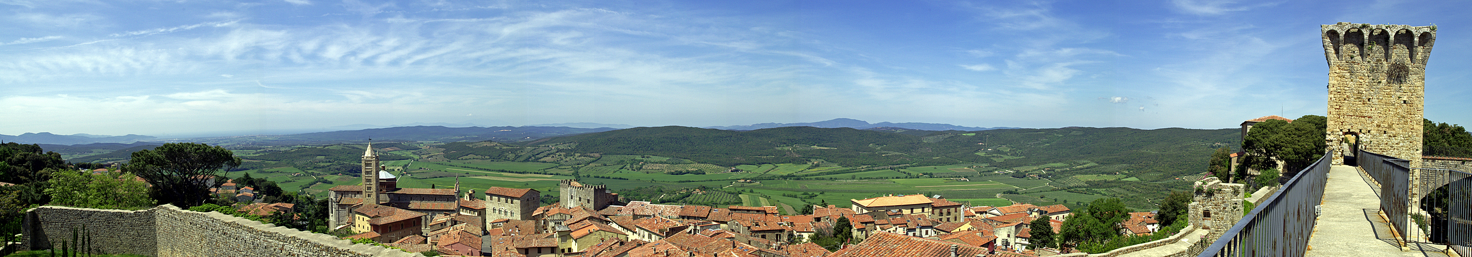 Photo panoramique de [q]Massa Marittima[q]