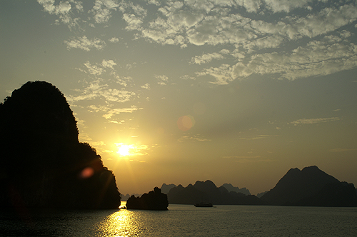 VIETNAM & CAMBODGE - Baie d Halong