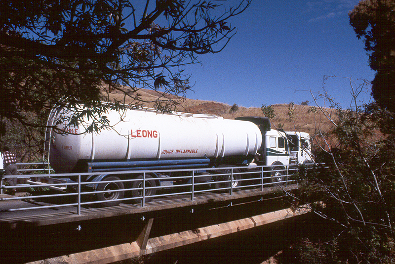 [4-août-2001]