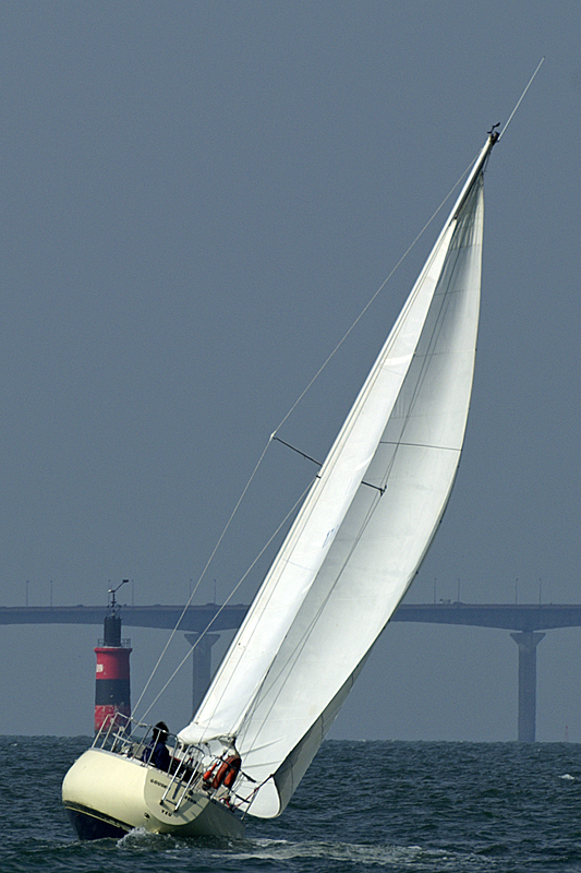 Voile en Ré - Pont de l île de Ré