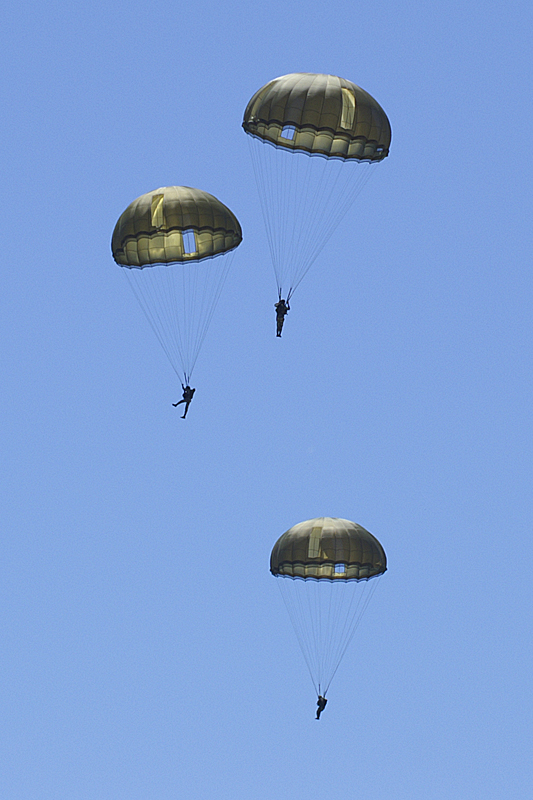 Air Expo - Parachutistes...