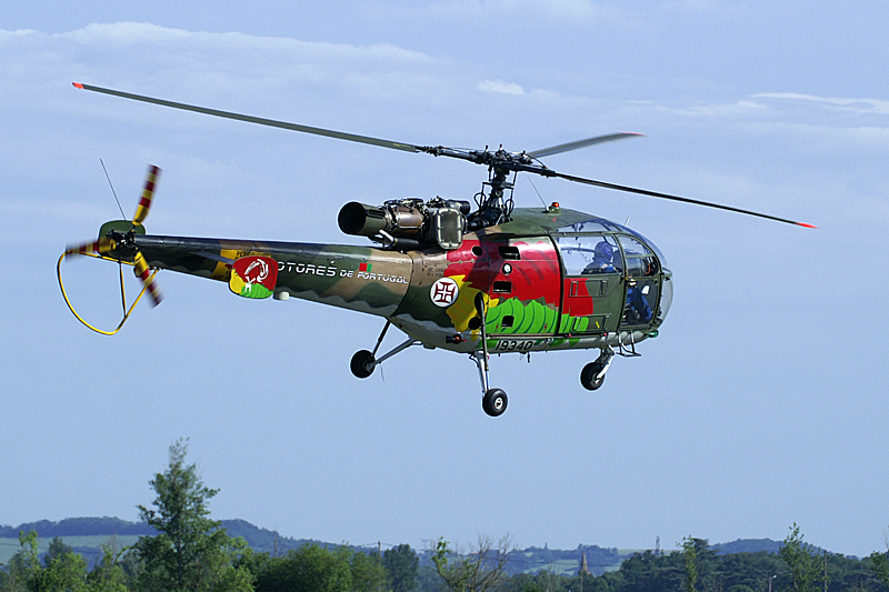 Air Expo - Alouette III[br]de la patrouille [q]Rotores de Portugal[q][br][i](très sympa, cette patrouille en hélico)[/i]