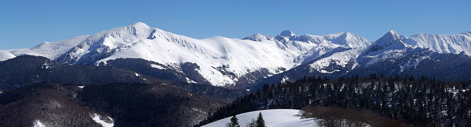 Raquettes au Chioula - Vue depuis [q]le Roc[q] vers le pic du Tarbésou et la dent d Orlu