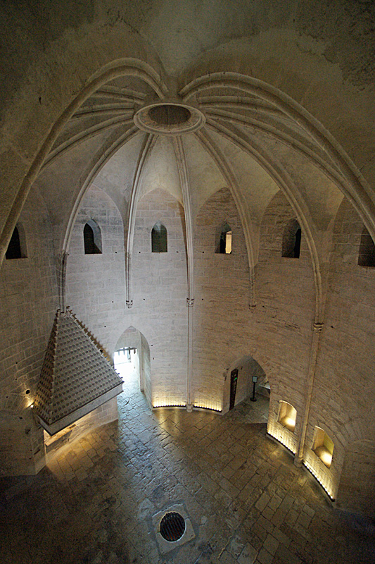 Aigues Mortes - A l intérieur de la tour de Constance, la salle basse