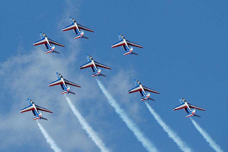 N avions à Francazal - Démonstration de la patrouille de France[br](Alpha Jet)