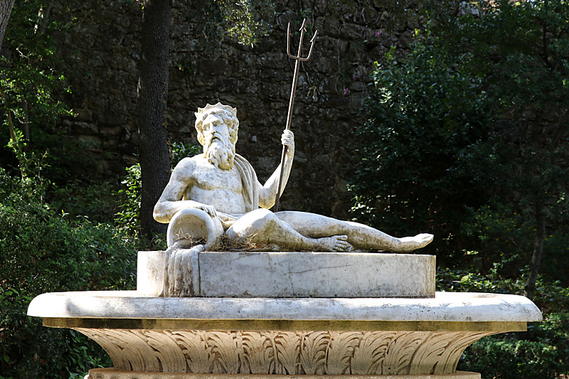 Une journée dans l Aude - Abbaye de Fontfroide - Poséidon