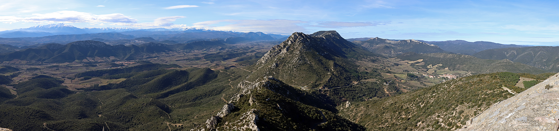 Balade audoise - Panorama depuis le donjon du château de Quéribus