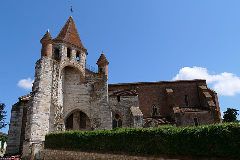 Au-Mo-Lau Tour ! - Eglise St Pierre, village d Auvillar