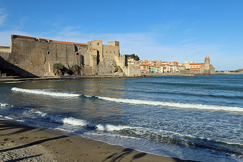 Méditerranée ! - La plage et le château royal