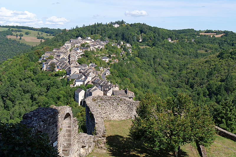 Najac - Le bourg depuis la forteresse