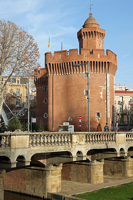 Pêle-mêle de fin d année ! - Castillet - Perpignan