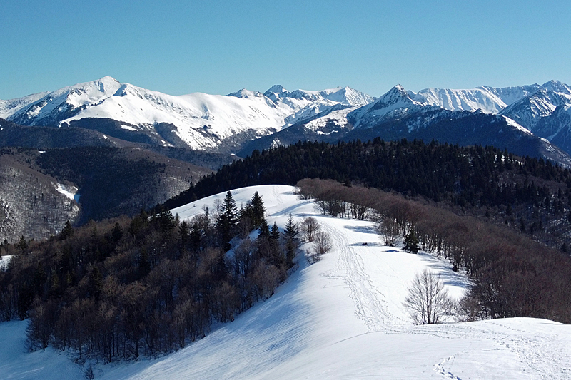 Chioula 360 ° - Vue depuis le Roc de l Orri d Ignaux, avec le pic du Tarbeou et la Dent d Orlu