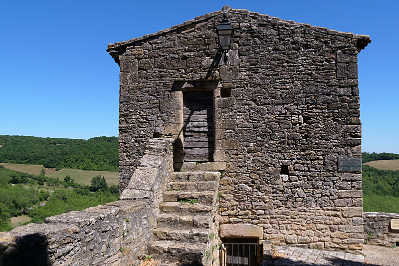Tour en Tarn ! - [b]Puycelsi :[/b] la porte de l’Irissou
