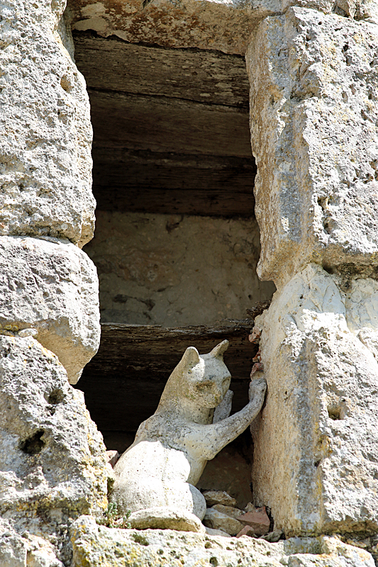 Tour en Gers ! - [b]La Romieu :[/b] la légende des chats d Angéline...