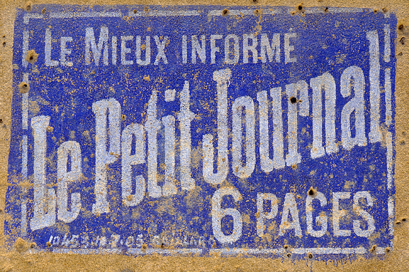 Tour en Gers ! - [b]Lavardens :[/b] ancienne publicité...