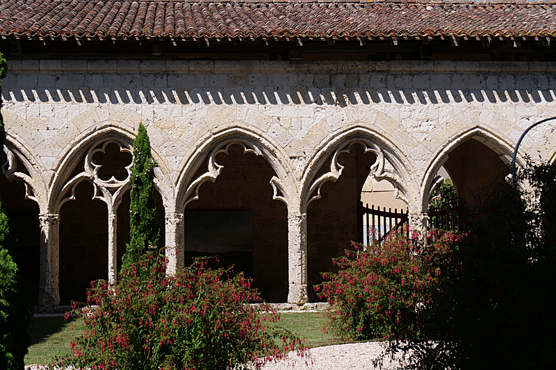 Tour en Gers ! - [b]La Romieu :[/b] le cloître de la collégiale Saint-Pierre