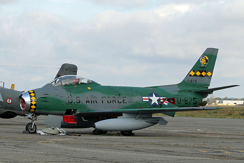 N avions à Francazal - (J1) North American F-86 Sabre