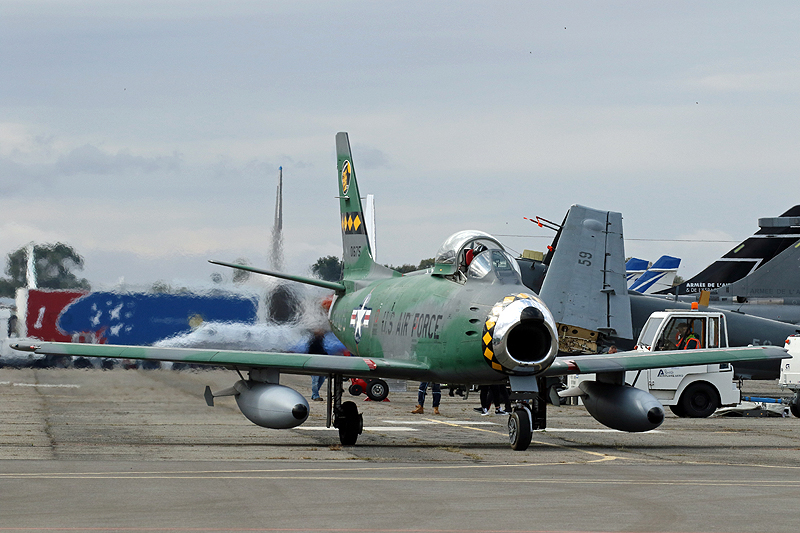 N avions à Francazal - (J1) North American F-86 Sabre