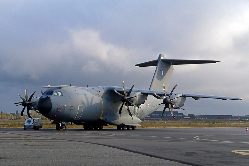 N avions à Francazal - (J1) Airbus A400M Atlas