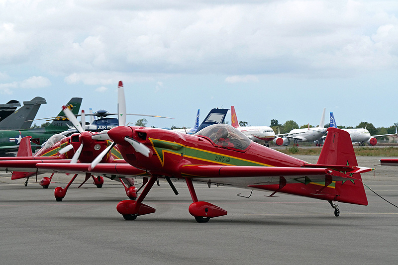 N avions à Francazal - (J1) La patrouille marocaine de la Marche Verte