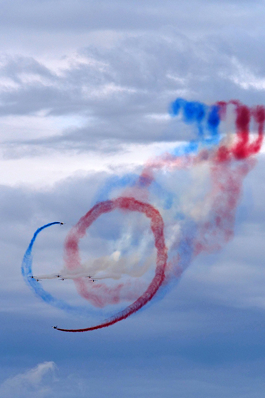 N avions à Francazal - (J1) Démonstration de la Patrouille de France