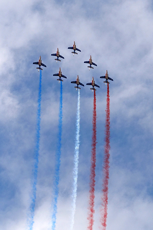 N avions à Francazal - (J1) Démonstration de la Patrouille de France