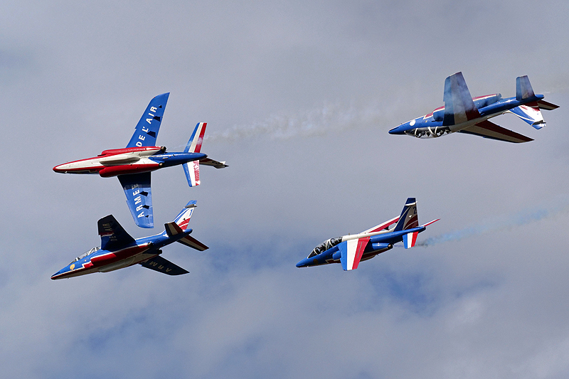 N avions à Francazal - (J1) Démonstration de la Patrouille de France