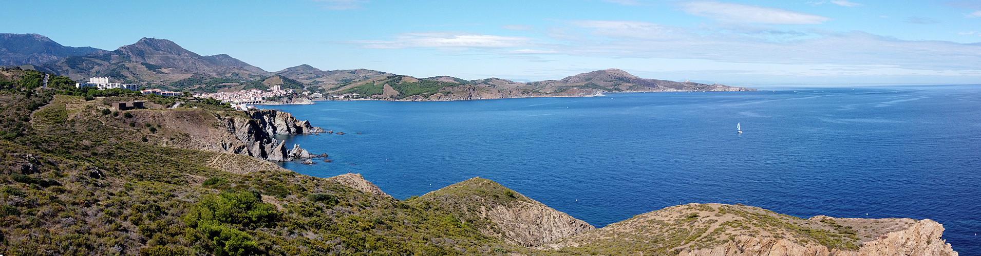 Cap Rédéris - La baie de Banyuls, entre le cap l Abeille et le cap Béart