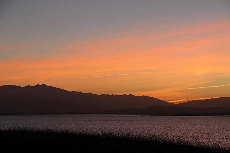 Couchers de soleil - Coucher de soleil sur l étang de Leucate et le Canigou
