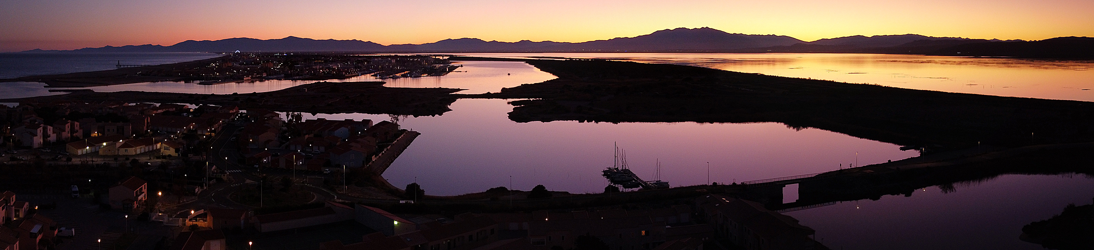 Couchers de soleil - Coucher de soleil sur l étang de Leucate et le Canigou