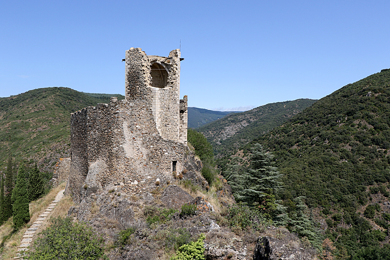 Lastours - Le château de Cabaret depuis la tour Régine