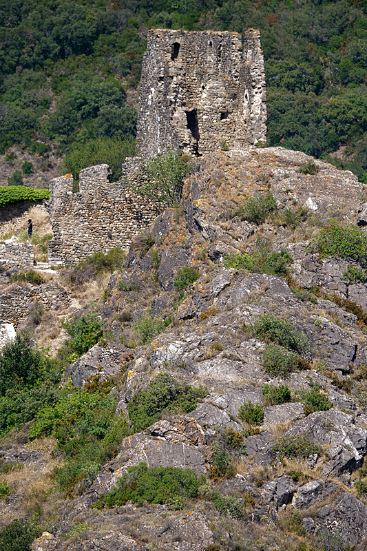 Lastours - Le château de Surdespine