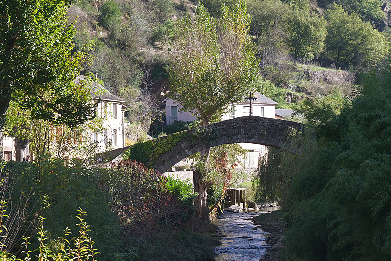 Brousse-le-Château - Le Pont Vieux