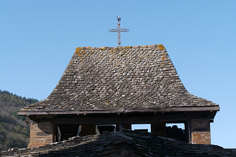 Brousse-le-Château - Le clocher de l église